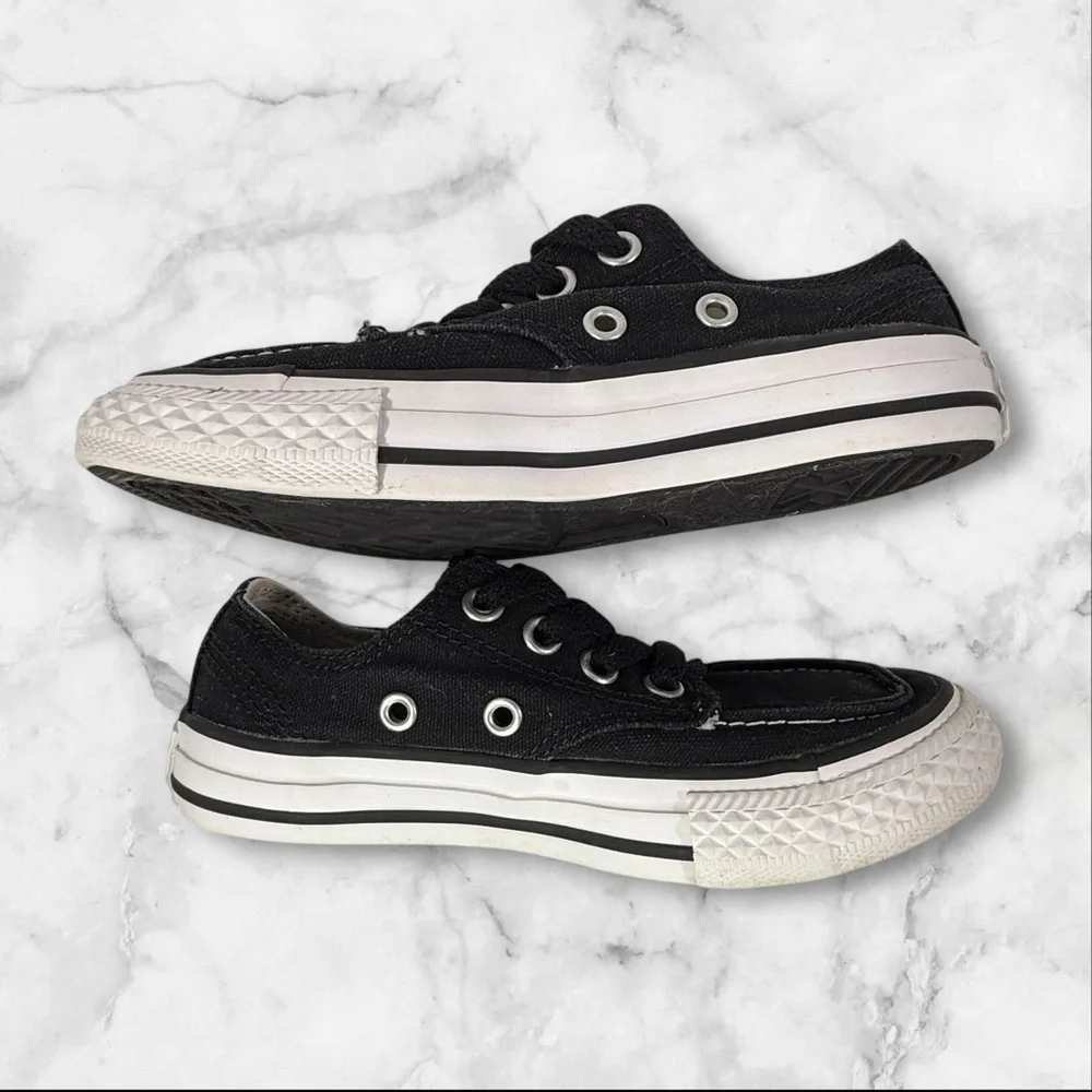 Kids Converse All Star size 11